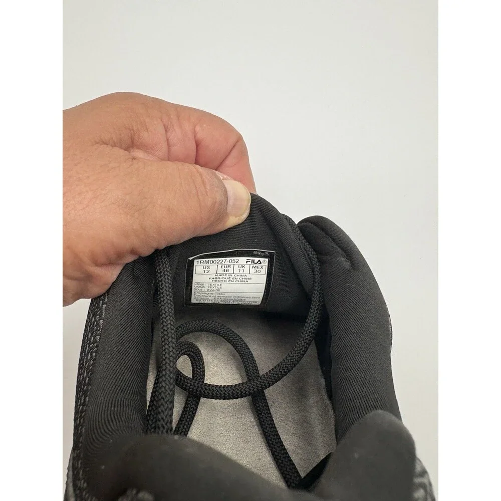 Fila Men’s Black/White Memory Foam Zoom Size 12 Sneakers
